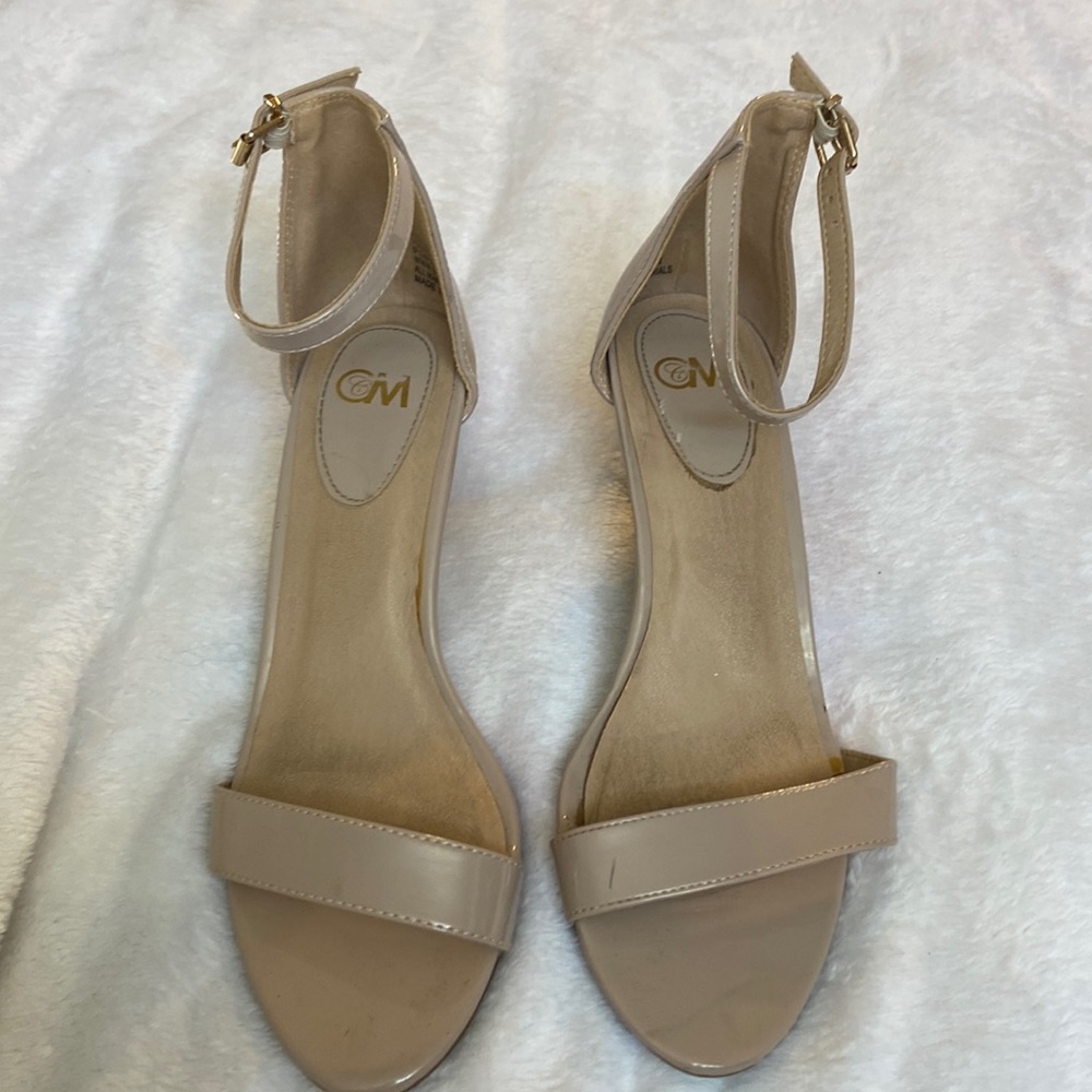 Tan patten leather heels… loved a lot